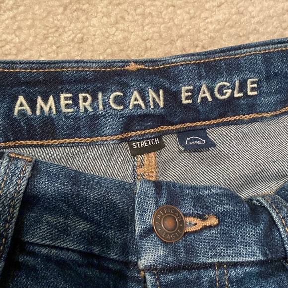 American Eagle Mom Jeans - Picture 4 of 6
